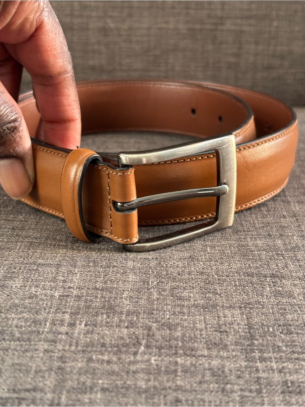 Perry Ellis Men's Tan Full Grain Cowhide Leather Belt with Brushed Metal Buckle